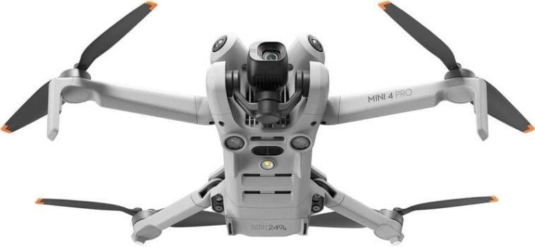Квадрокоптер DJI Mini 4 Pro Fly More Combo (DJI RC 2)